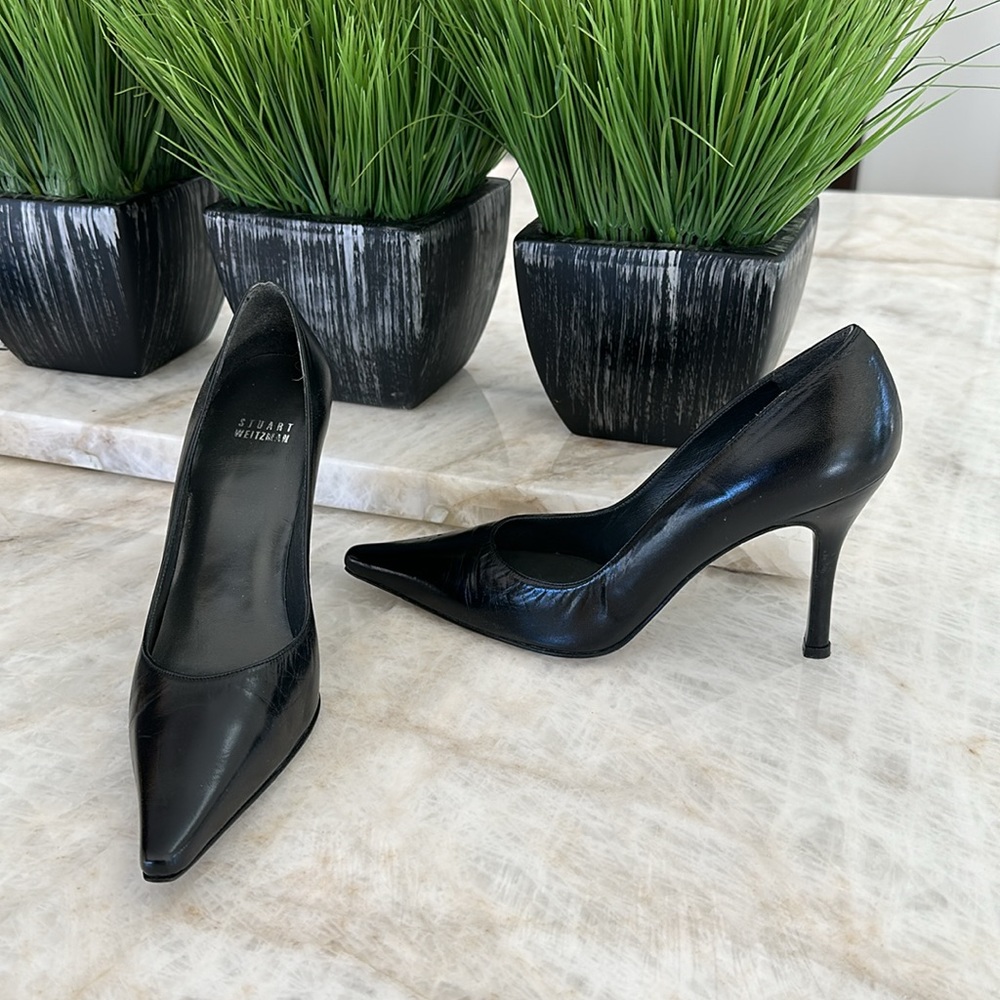 Stuart Weitzman leather heels 8
